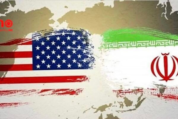 خبرگزاری بانو: رسانه اسرائيلى واي نت گزارش داد جمهورى اسلامى حزب اللّه را تحت فشار گذاشته، تا در صورت حمله احتمالى امريكا به جنكً بپيوندد. بر اساس اين گزارش اسرائيل«تحولات را به دقت زير نظر دارد» و «هشدارهاى بسيار روشنى به حزب اللٰه داده كه اگر تصميم به مداخله بكيرد، اين بار ضربه بسيار دردناكى دريافت خواهد كرد». به گفته وای نت ارتش اسرائيل طرحى را براى «وارد كردن ضربه اى قابل توجه» به حزب اللّه آماده كرده است. اين اقدام در پي تلاش‌هاى اين گروه مورد حمايت ايران براى بازسازى توانمندى‌هاى خود در لبنان صورت كرفته است. وای نت همچنين نوشت اسرائيل خود را براى احتمال ورود ديكَر گروه‌هاى همسو با ايران به هركَونه جنكَ احتمالى آماده كرده است.